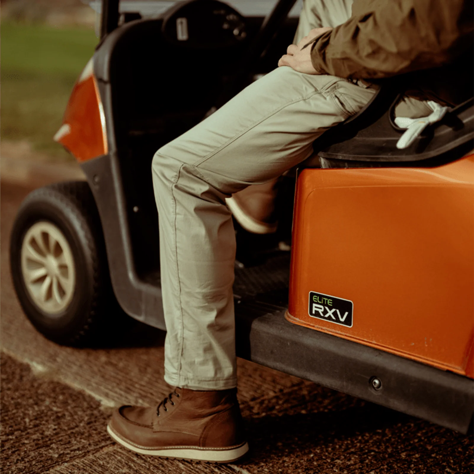 Kuhl Resistor Lite Chino Klassik (Men) - Khaki - Image 4