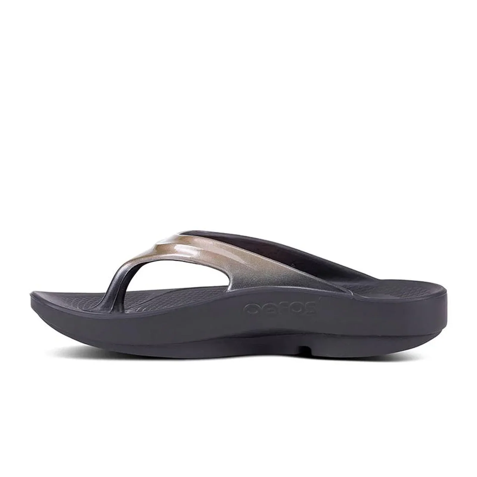 Oofos OOlala Luxe Sandal (Women) - Black/Latte - Image 2