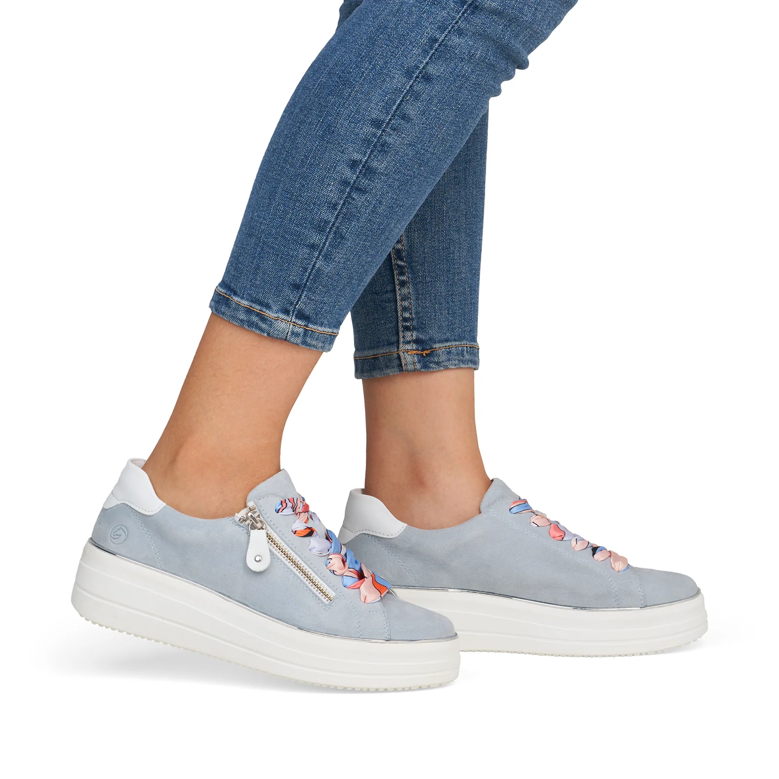 Remonte Julika 06 Sneaker (Women) - Bleu/Weiss/Sheepsuede - Image 8