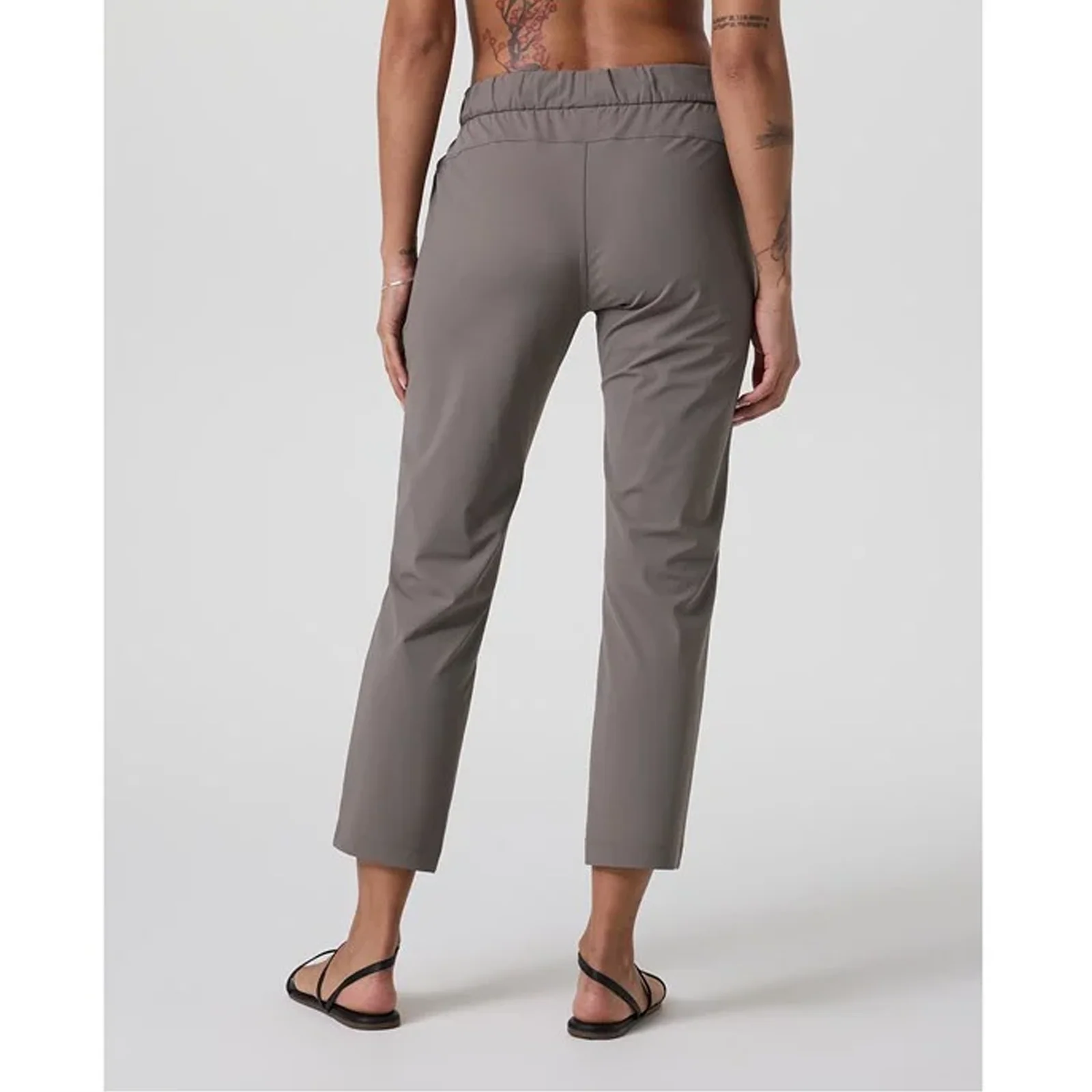 Vuori Miles Ankle Pant (Women) - Chia - Image 3