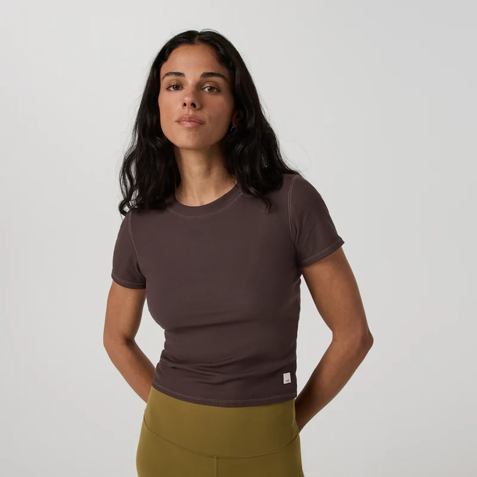 Vuori Pose Fitted Tee (Women) - French Roast