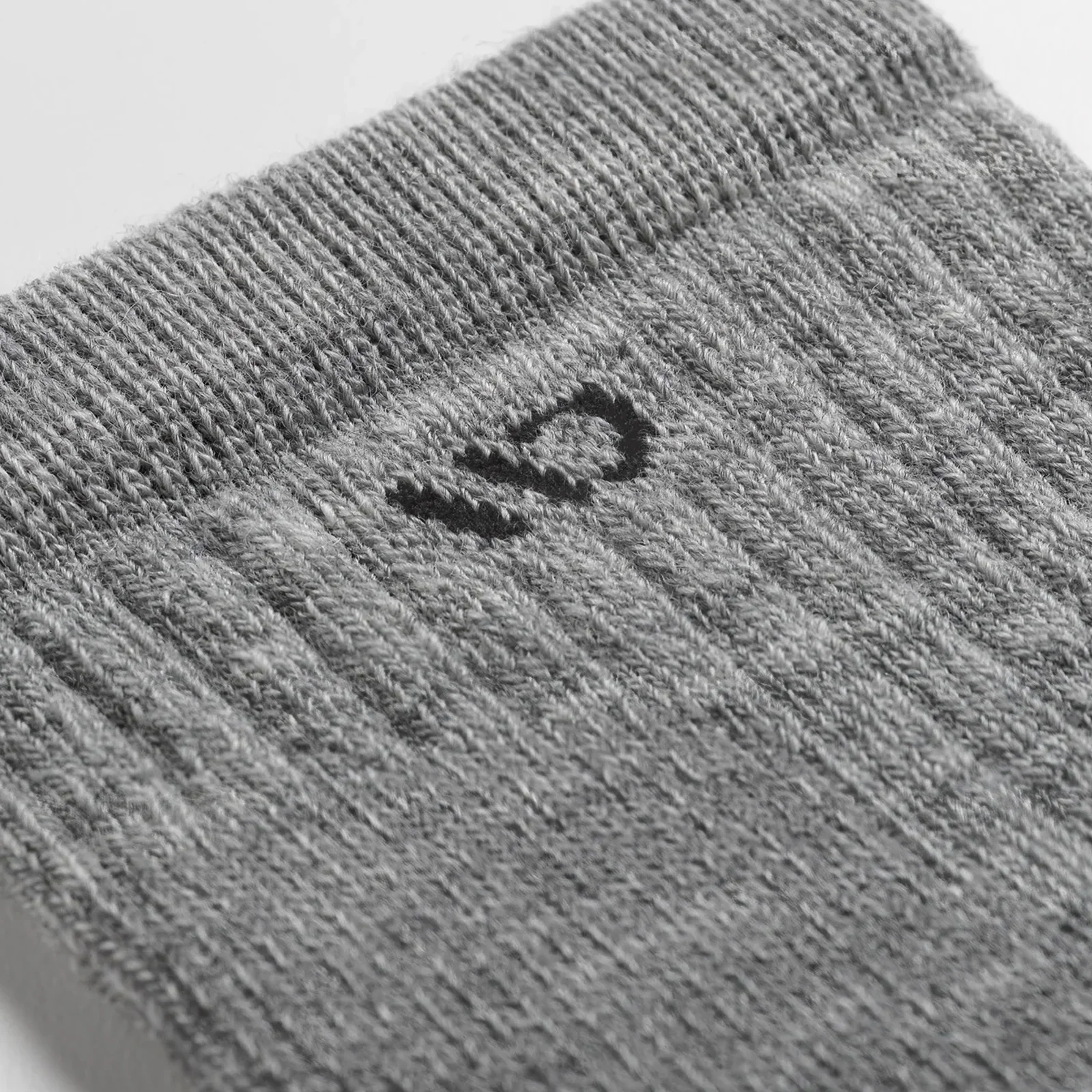 Wide Open Solid Cushioned Quarter Sock (Men) - Light Grey - Image 2